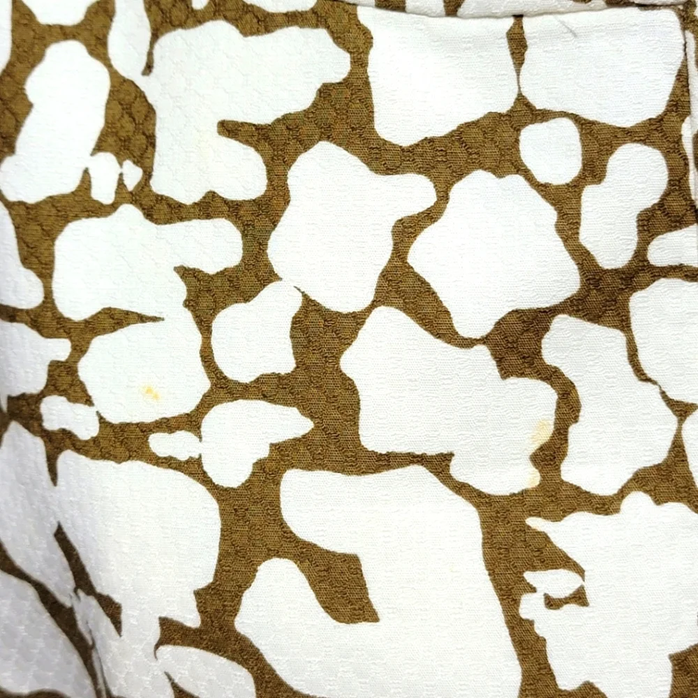 J. Crew Stylish Cream and Brown Women's Tailored Fit‎ Jacket SIZE 6. #744